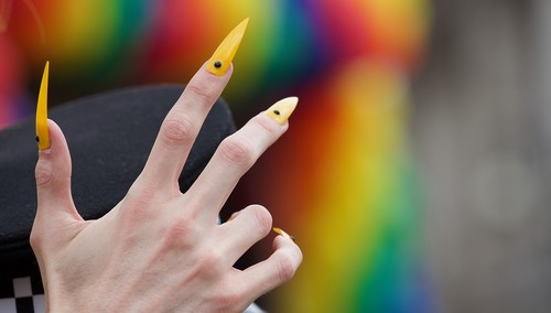 "Polska na dnie" alarmuje Newsweek. "Spadliśmy na ostatnie miejsce tęczowego rankingu"