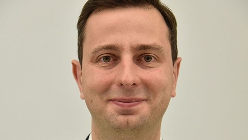 [Opinia] 2,5 mln podpisów referendalnych wyrzucił do kosza, a teraz sam chce robić referendum?