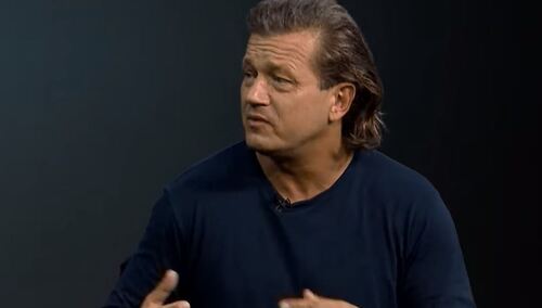 [video] "Chłopcy w spodenkach, skakaliby jak dziecko". Jakimowicz o kandydatach opozycji