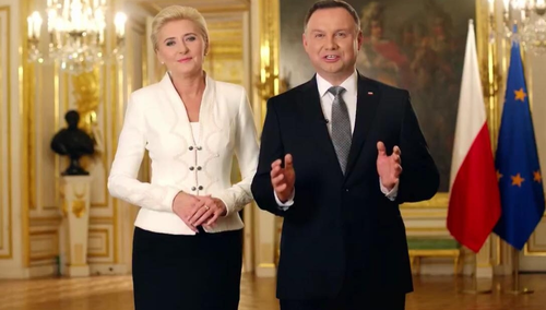[video] Para Prezydencka zachęca do świętowania i wspólnego odśpiewania hymnu: "Niech połączy nas Polska"