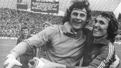 By Bundesarchiv, Bild 183-N0716-0310 / Mittelstädt, Rainer /