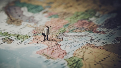 Spadek ilości urodzin na terenie obecnej UE od roku 1960 do dziś... przekażający