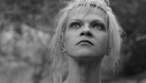 [Tylko u nas] Dollz dla Tysol.pl: "Życie to bal, tylko nie każdy się świetnie bawi"