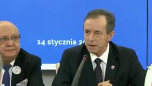 [video] Marszałek Grodzki w Senacie RP mówi o reformie sądownictwa po angielsku. Zgadnijmy dlaczego?