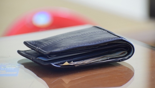 Eksperyment ze zgubionym portfelem. Polacy w czołówce uczciwości w Europie