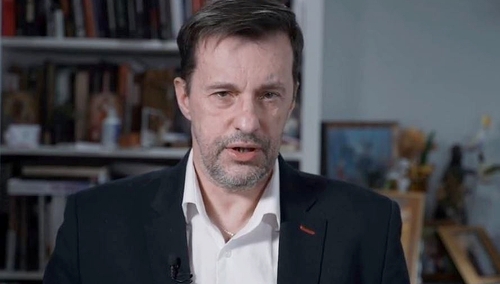 Gadowski: "Szambo, na szczęście, nie zalało pięknej Polski! Po wakacjach idę do PAD na mocną rozmowę"