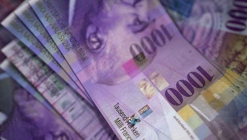 Zbigniew Kuźmiuk: Do końca marca KSF opracuje mechanizmy przewalutowania kredytów frankowych