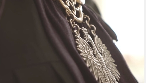 Jest akt oskarżenia przeciwko byłemu prezesowi Sądu Apelacyjnego w Krakowie. Sąd miał stracić 21 mln zł