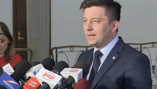 Min. Dworczyk: "Jaka szkoda...Pan Grzegorz Schetyna przestraszył się Mateusza Morawieckiego i uciekł"