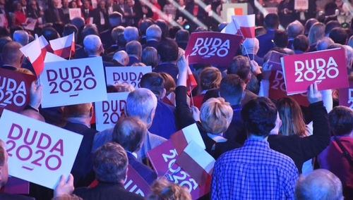 Jerzy Bukowski: Fajerwerki czy rutyna?