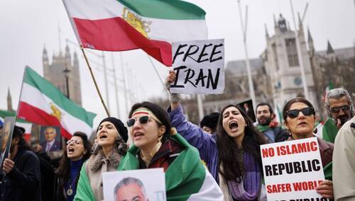 Irańczycy chcą wolności od reżimu islamskich ajatollahów