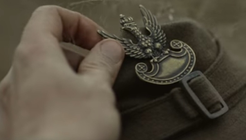 „»Zbrodniarze na pomnikach«? (…) Kontrowersje”. Onet za jednym zamachem uderza w Wyklętych i prezydenta