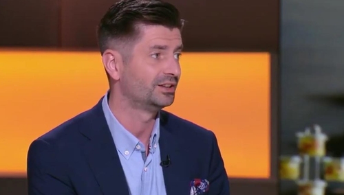 Śmiszek do MKB i Hołowni: Stabilność powinna być cechą przywódcy narodu. Nie rozedrganie!