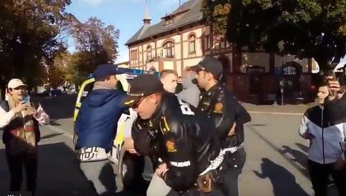 Rząd Norwegii może się rozpaść. Winny antyimigrancki wpis