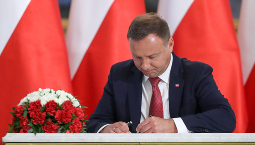 Prezydent do głów państw: "Dzień ten świętujemy w Polsce z dumą i radością..."