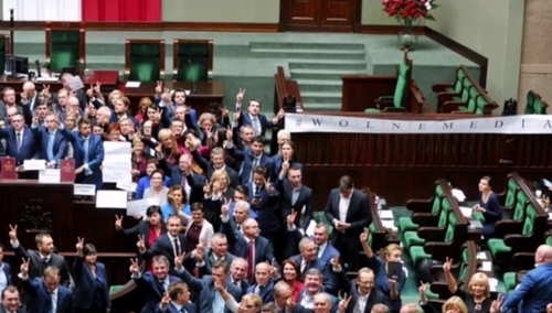 Zbigniew Kuźmiuk: Platforma zdecydowała się zaprotestować „na śmierć”