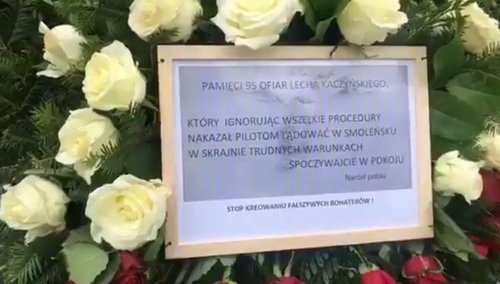 [video] Prywatne osoby udaremniły prowokację pod pomnikiem smoleńskim wymierzoną w Lecha Kaczyńskiego