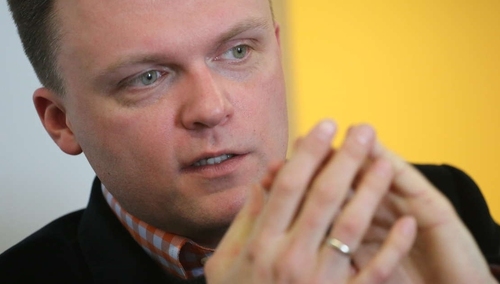 Hołownia pyta: "Jaki dziś PAD ma tytuł do tego, żeby prosić o zaufanie?" Internauta w odpowiedzi miażdży