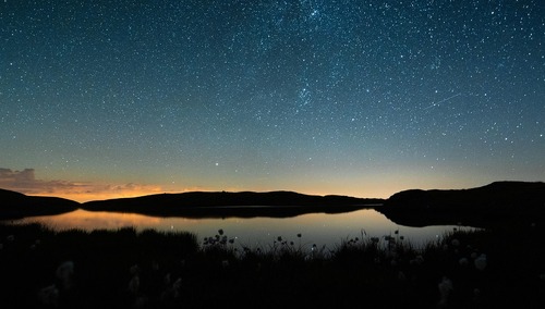 Niebo gwiazdy / zdjęcie ilustracyjne