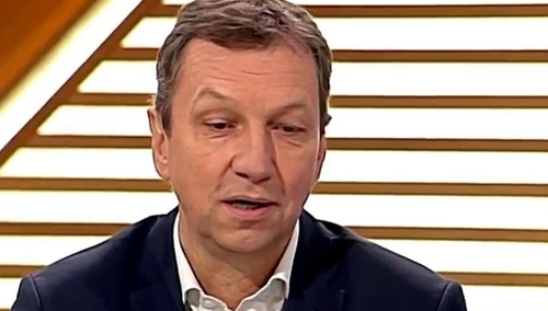 Andrzej Halicki nie stawił się w TVP i ogłosił konferencję pod pomnikiem Wolnego Słowa