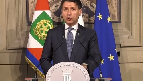 Zbigniew Kuźmiuk: KE zablokowała powstanie eurosceptycznego rządu we Włoszech. Misja prof. Conte fiaskiem