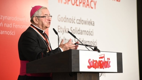 Abp. Sławoj Leszek Głódź przechodzi na emeryturę