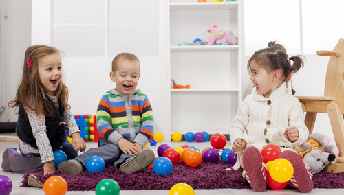 Ostrożnie ze zmianami w żłobkach. "S": Opiekunka nie może być jednocześnie sprzątaczką