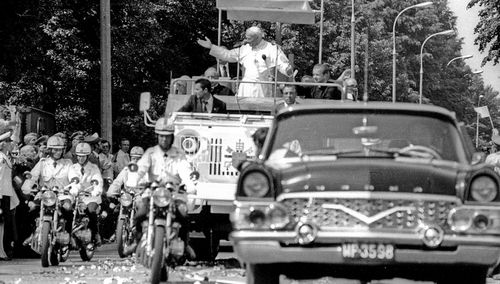 Dr Kozyrski: Walka o Polskę była nierozerwalnie związana ze staraniami o kultywowanie wiary katolickiej