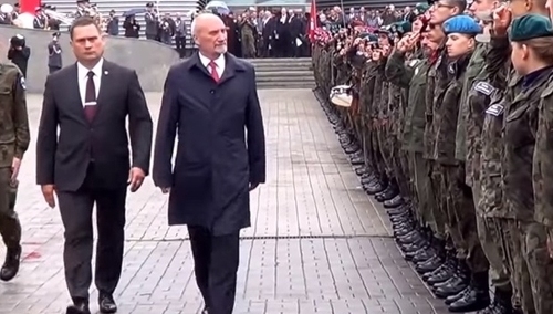 Romuald Szeremietiew: Bilion małym drukiem