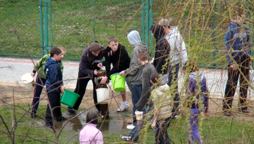 W lany poniedziałek zachowajmy rozsądek. Przesada może skończyć się nawet pozbawieniem wolności