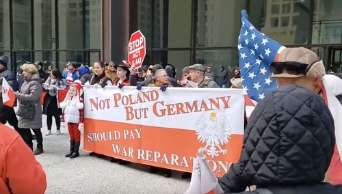 [Felieton "TS"] Waldemar Biniecki: Polonia wybudza się z chocholego snu