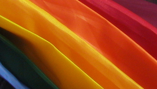 Przytomny tekst na LGBT Polska o "wojnie ekstremistów LGBT z nie ekstremistami LGBT": "Ofiar jest sporo"