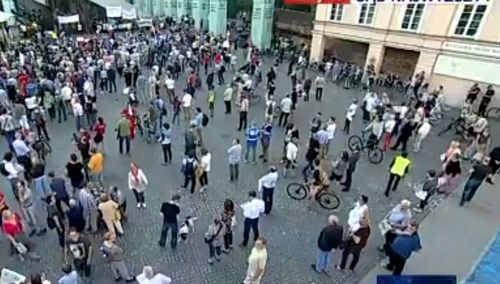 [video] Póki co pod SN zdaje się, że frekwencyjna porażka. Wałęsa: Tych 100 tys. to u was nie ma