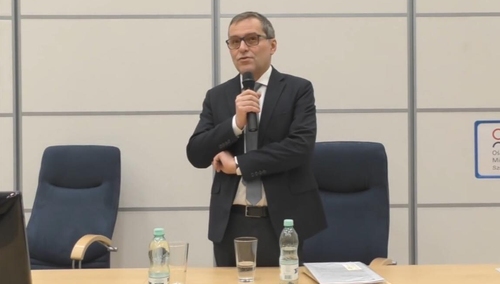 Gmyz kpi: "Francuzi i Niemcy zaprezentowali atrapę następcy Eurofightera, na razie ze sklejki..."