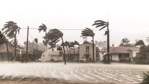 Huragany i ich konsekwencje w USA. Prezydent Trump podchodzi do problemu poważnie