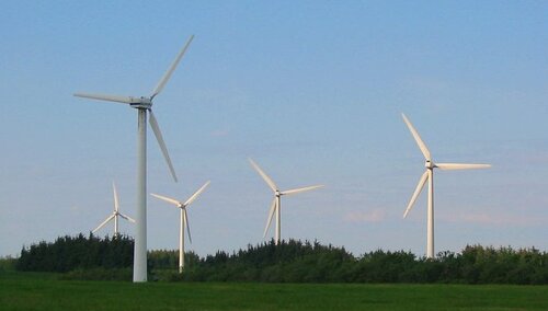 Norwescy ekolodzy: Niemcy nie chcą turbin wiatrowych w pobliżu swych domostw, więc budują je za granicą