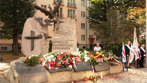 Łódzka Solidarność uczciła 79. rocznicę napaści Sowietów na Polskę oraz Dzień Sybiraka