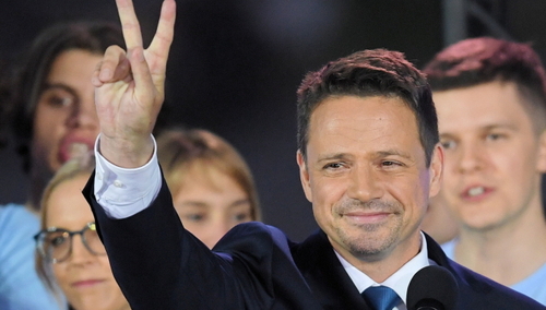 "Zwyciężymy, zwyciężymy!" Rafał Trzaskowski przekonany, że wygrał? "Obiecuję wam, że nasz sen..."