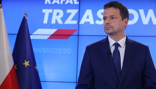 Odlot Trzaskowskiego. "Rząd nie radzi sobie z epidemią; prezydent nie zrobił nic"