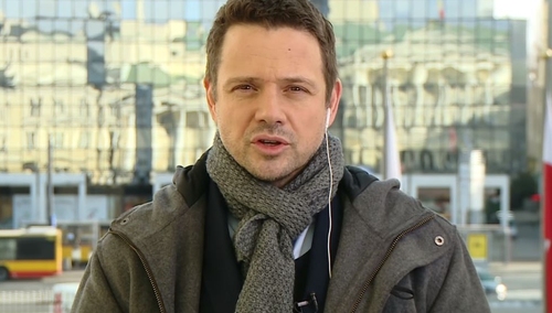 "Porażająca bezmyślność". Trzaskowski w ogniu krytyki po ograniczeniu połączeń komunikacji miejskiej