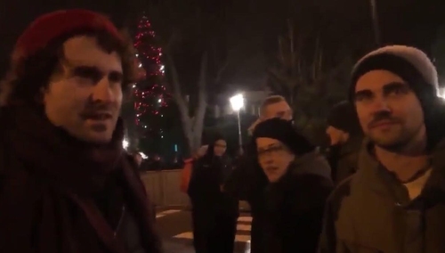 Protestujących pod Senatem zapytano, kto jest przewodniczącym KRS? Czy ktoś wiedział?