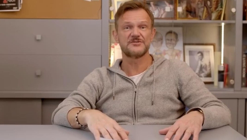 [video] Pazura o spotkaniu z Gajosem: "Janku, mogę Cię prosić o autograf"? Gajos: "WYPIER..LAJ!"