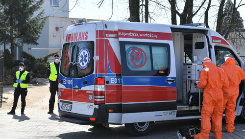 Zmarło kolejne 10 osób zakażonych koronawirusem. Ponad 4 tys. potwierdzonych przypadków