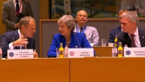 Ryszard Czarnecki: Brytania zostaje w Unii – na razie