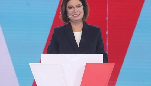 "Rozpaczliwie próbuje pokazać że jest poważany". Mająca 4% poparcia Kidawa-Błońska szydzi z PAD