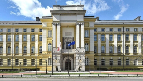 Pilne! Próba samospalenia przed Kancelarią Premiera