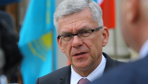 Stanisław Karczewski alarmuje: "Totalna opozycja kupuje sobie kampanię wyborczą za pieniądze Senatu"