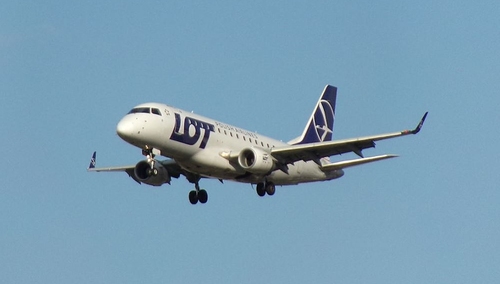 LOT wchodzi na podwórko Lufthansy? Polska Grupa Lotnicza zamierza kupić niemieckie linie Condor Airlines