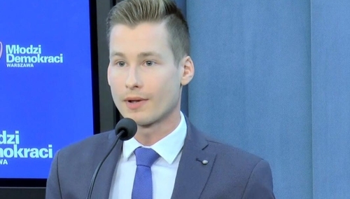 Ciekawe. Kandydat młodzieżówki PO do Rady Warszawy zapowiada "wietrzenie" warszawskiego samorządu