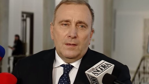 Janusz Szewczak: Totalne rozdawnictwo to było za Waszych rządów. Rabunkowa wyprzedaż polskiego majątku